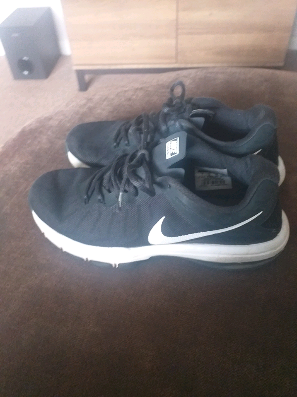 nike air max trainers size 6
